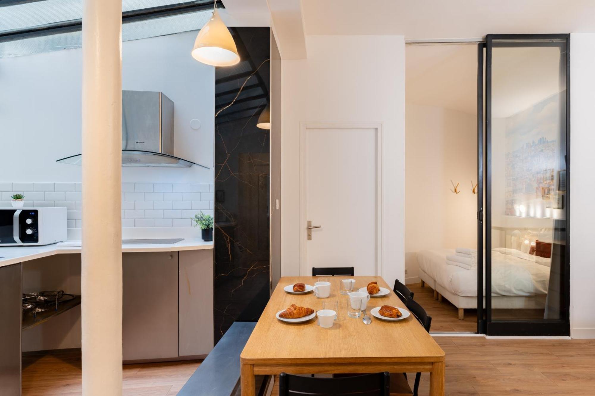 St Germain Sartre Chicsuites Paris Bagian luar foto