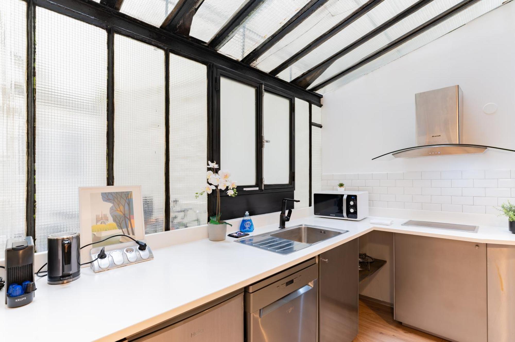 St Germain Sartre Chicsuites Paris Bagian luar foto