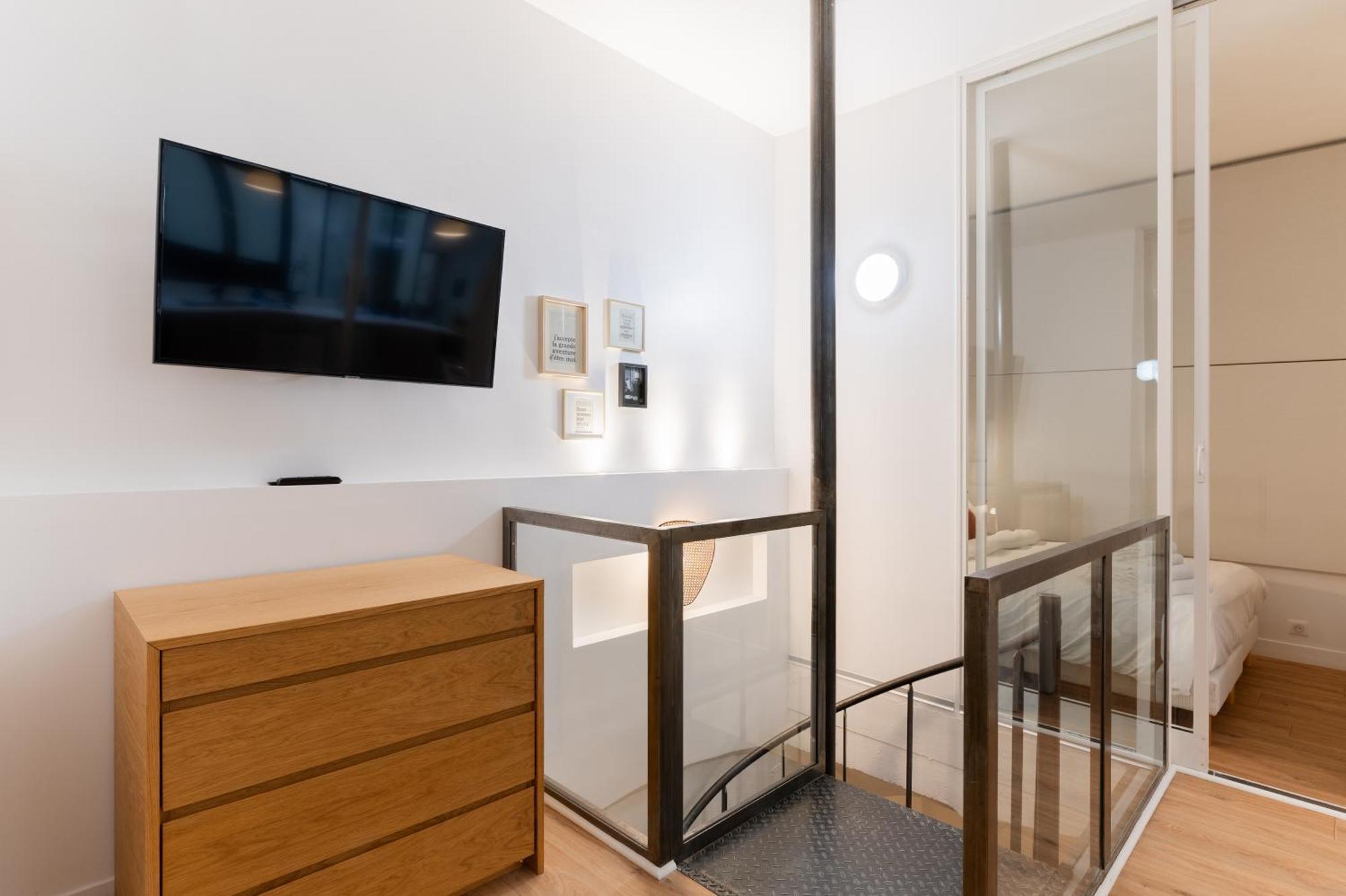 St Germain Sartre Chicsuites Paris Bagian luar foto